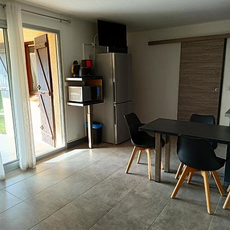 Logement Coquelicot แซงต์-ซีเปรียง ภายนอก รูปภาพ